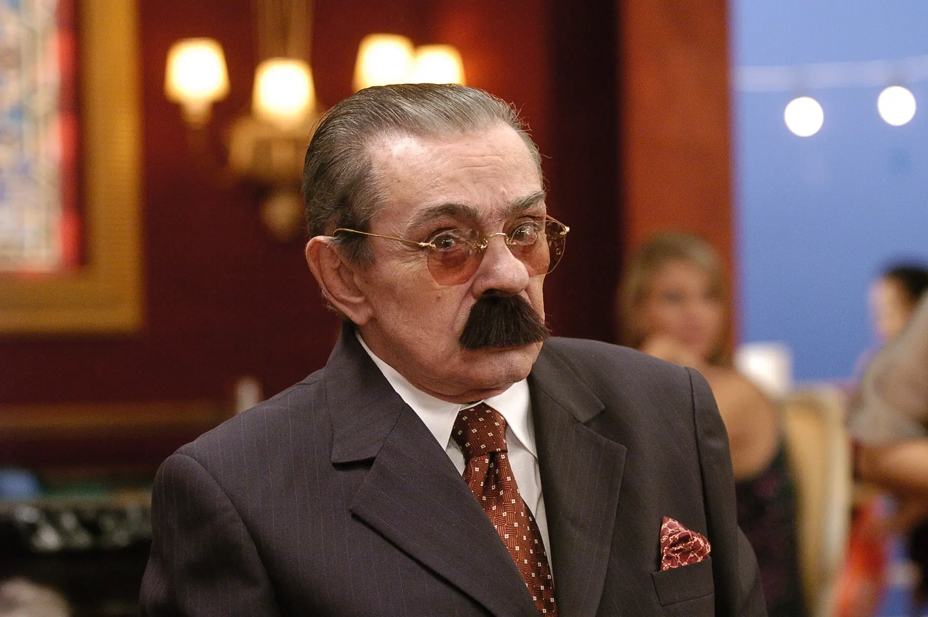 Com Justo Veríssimo, Chico Anysio tirou sarro da classe política do país