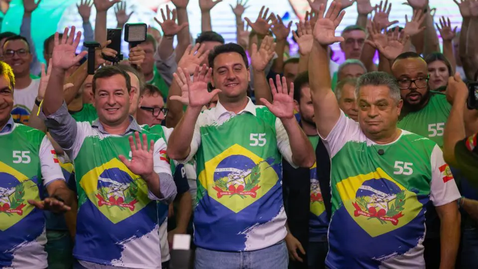 O governador do Paraná, Ratinho Junior, participou do lançamento da pré-campanha de João Rodrigues ao governo de SC, em março.