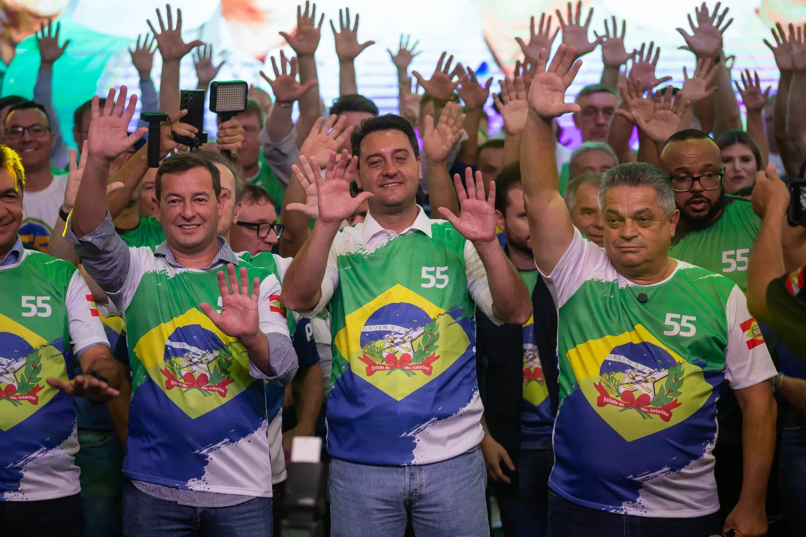 O governador do Paraná, Ratinho Junior, participou do lançamento da pré-campanha de João Rodrigues ao governo de SC, em março.