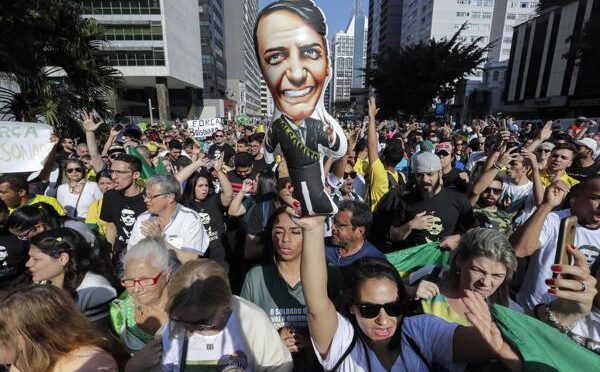 Bolsonarismo entre Jânio e Perón: tendência que morre ou tradição que se reinventa?
