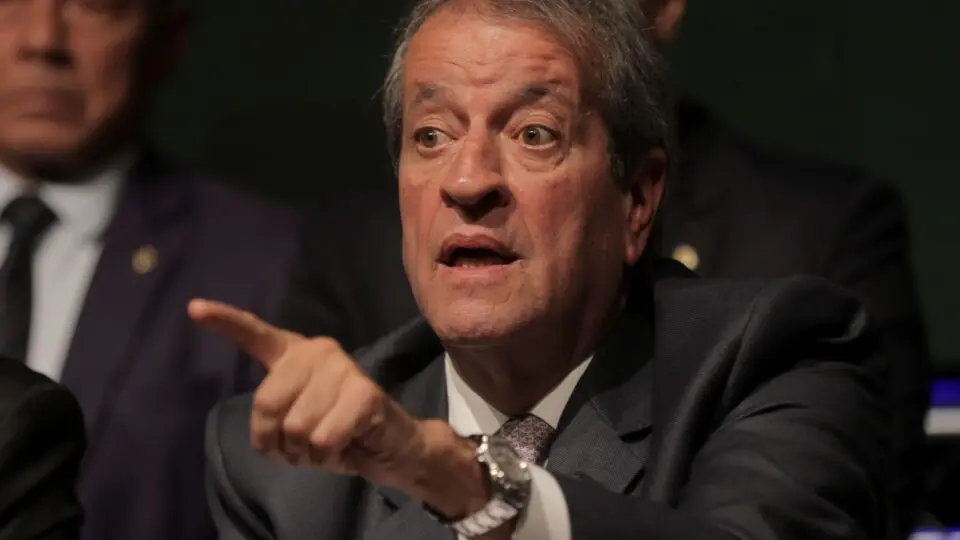 Valdemar diz que Eduardo vai ajudar a matar o pai se lançar candidatura sem aval; deputado reage