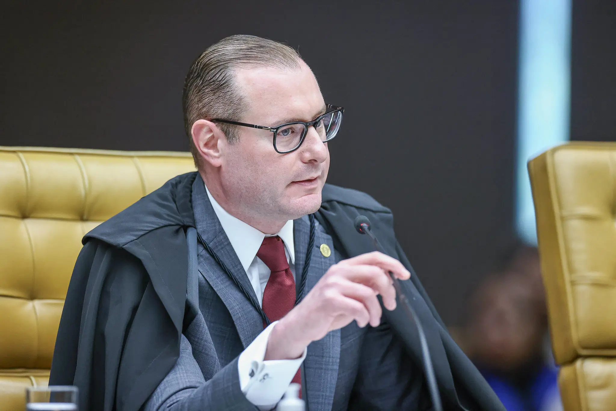 STF está a um voto da maioria para restringir buscas no Congresso à autorização da Corte