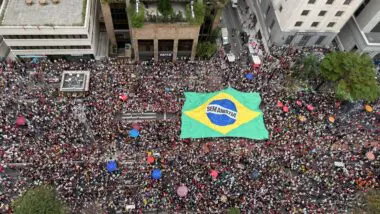 manifestação esquerda anistia
