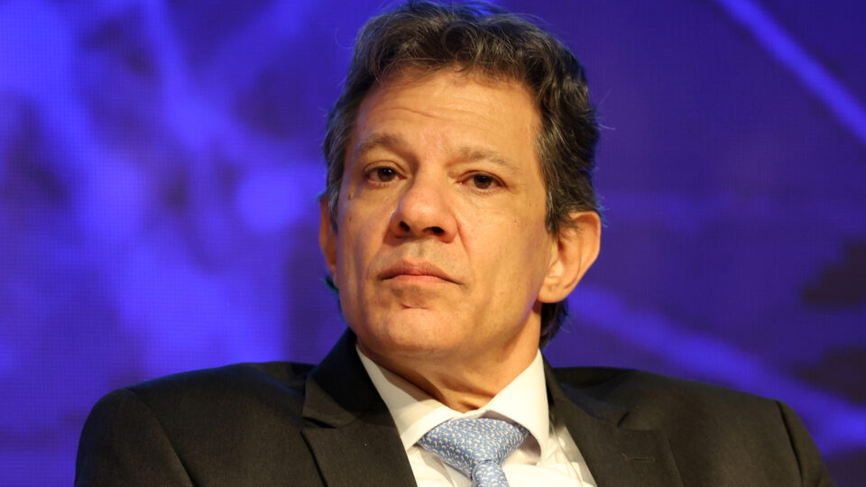 Governo aumenta em R$ 4 bi previsão e rombo nas contas vai a R$ 30,2 bilhões no ano