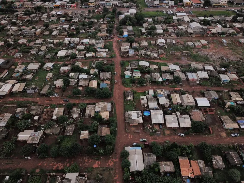 Invasão do Conjunto Bubas, em Foz do Iguaçu, foi regularizada em 2022.