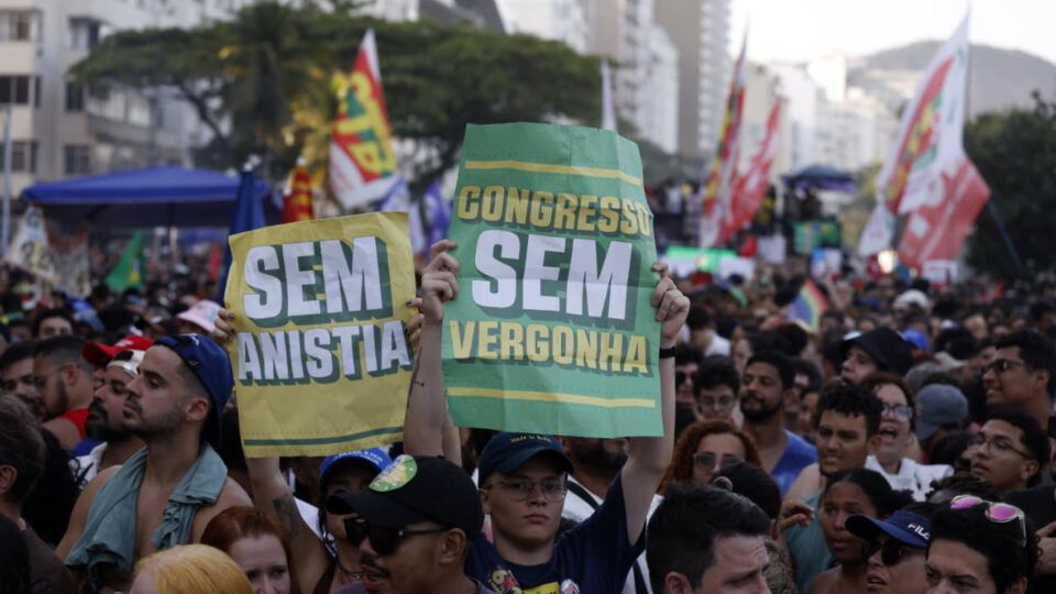 A anistia de crimes contra a ordem democrática e a vontade do constituinte de 1988