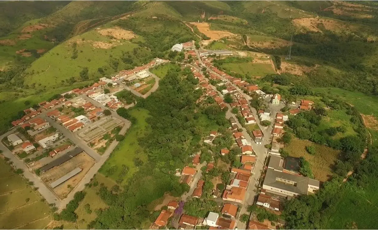 Menor município do Brasil, Serra da Saudade se destaca pela tranquilidade: a cidade não registra homicídios há mais de meio século, segundo a Polícia Militar.