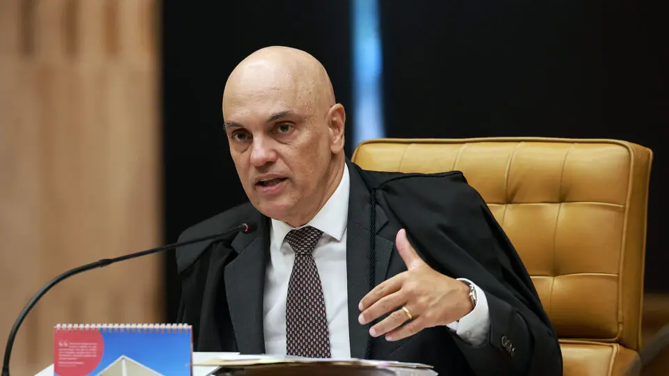 PGR denuncia ex-prefeito que sugeriu colocar Moraes em guilhotina