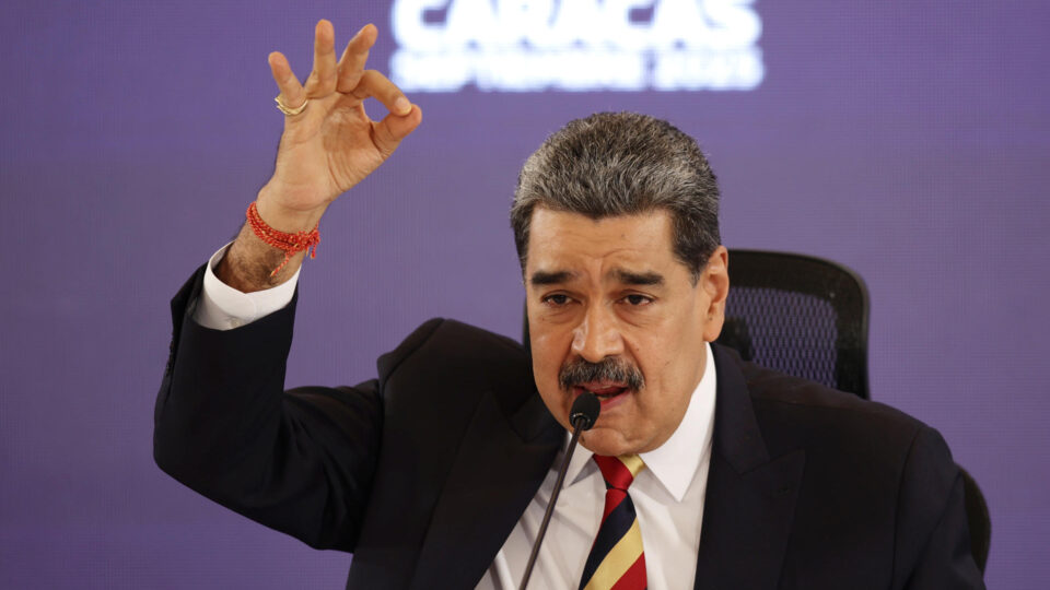 Maduro diz que Trump mandou a CIA atacar e “destruir” seu “governo”