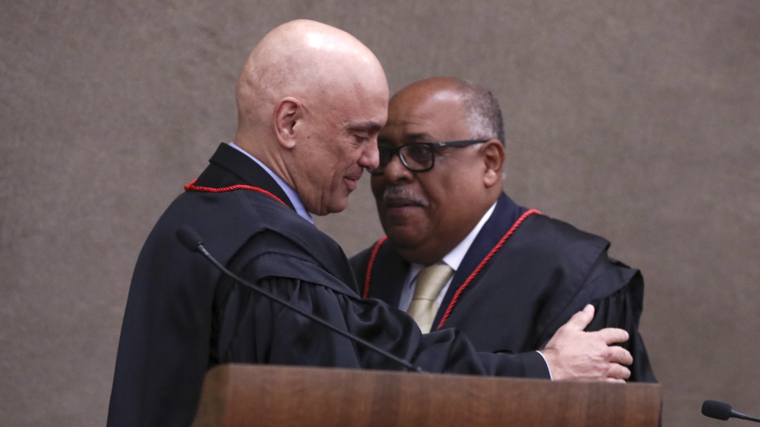 Alexandre de Moraes e Benedito Gonçalves: “missão dada, missão cumprida”