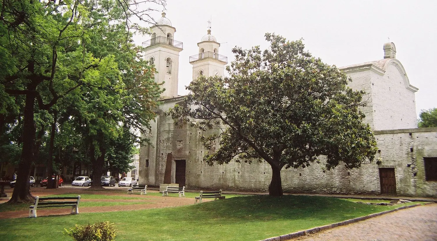 urugual colonia del sacramento sair do Brasil