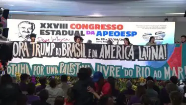 Apeoesp faz ato em apoio à Palestina