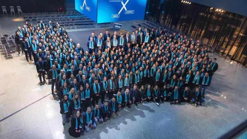 A cooperativa Sicoob Integrado celebra o que a torna forte: sua equipe! Pelo oitavo ano consecutivo, a instituição é reconhecida como uma das Melhores Empresas para Trabalhar no Paraná pelo GPTW 2025. Uma conquista que pertence a cada um dos colaboradores, e que reflete a excelência em ação diária da equipe.