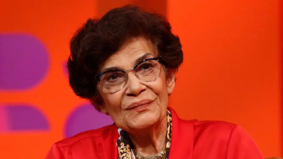 MARILENA CHAUÍ