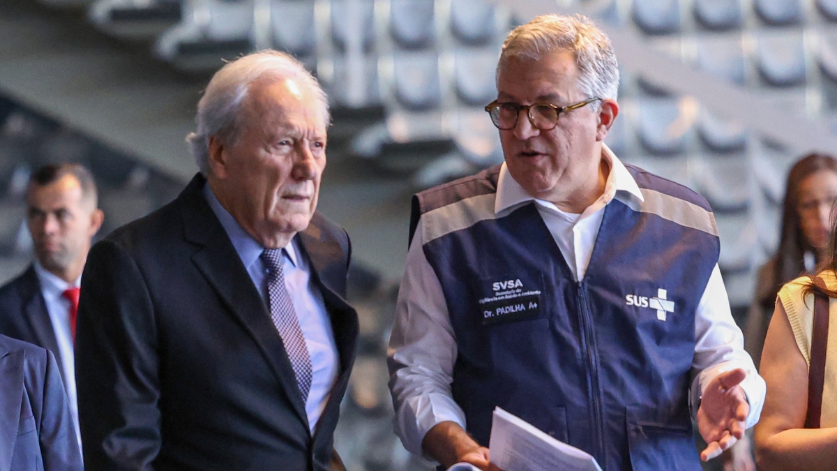 Ministros Lewandowski e Padilha afirmam que há a suspeita de que bebidas falsificadas podem ter sido enviadas a outros estados. Três pessoas morreram intoxicadas em SP.