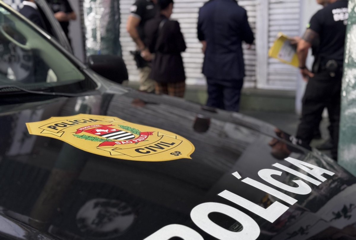 Polícia Civil prendeu outros quatro suspeitos de envolvimento no crime cometido contra o ex-delegado Ruy Ferraz Fontes.