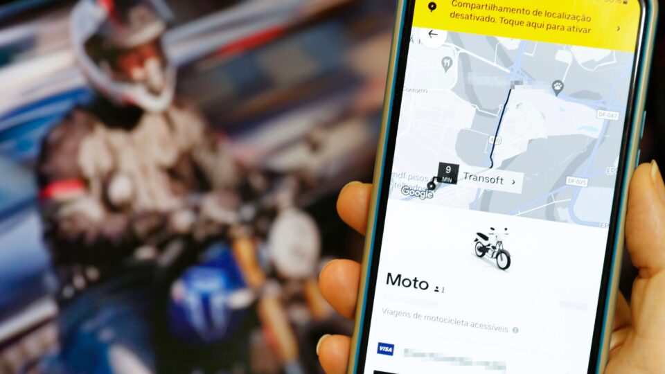 STF julga vínculo trabalhista entre motoristas e aplicativos de entrega e transporte