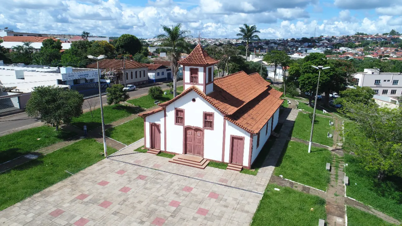 Coromandel abriga os três maiores diamantes já encontrados no Brasil e mantém viva sua tradição mineral.