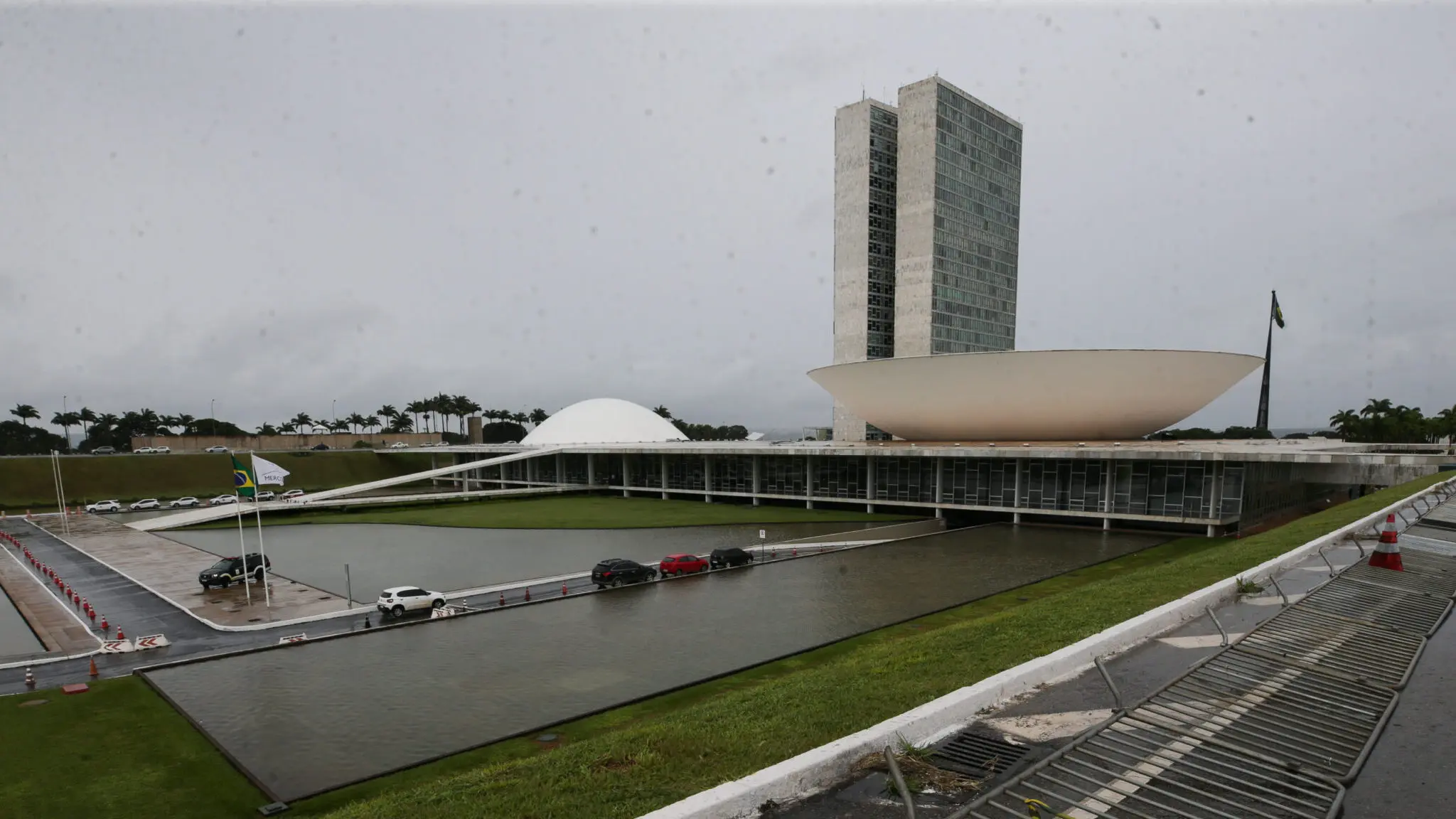 Entre partidos pequenos com representação no Congresso Nacional, direita e centro são os que mais crescem