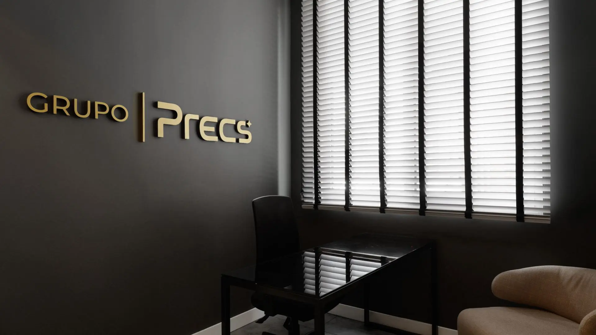 Grupo PRECS em Curitiba: empresa adota práticas seguras e atendimento personalizado para garantir transparência e proteção contra golpes na negociação de precatórios.