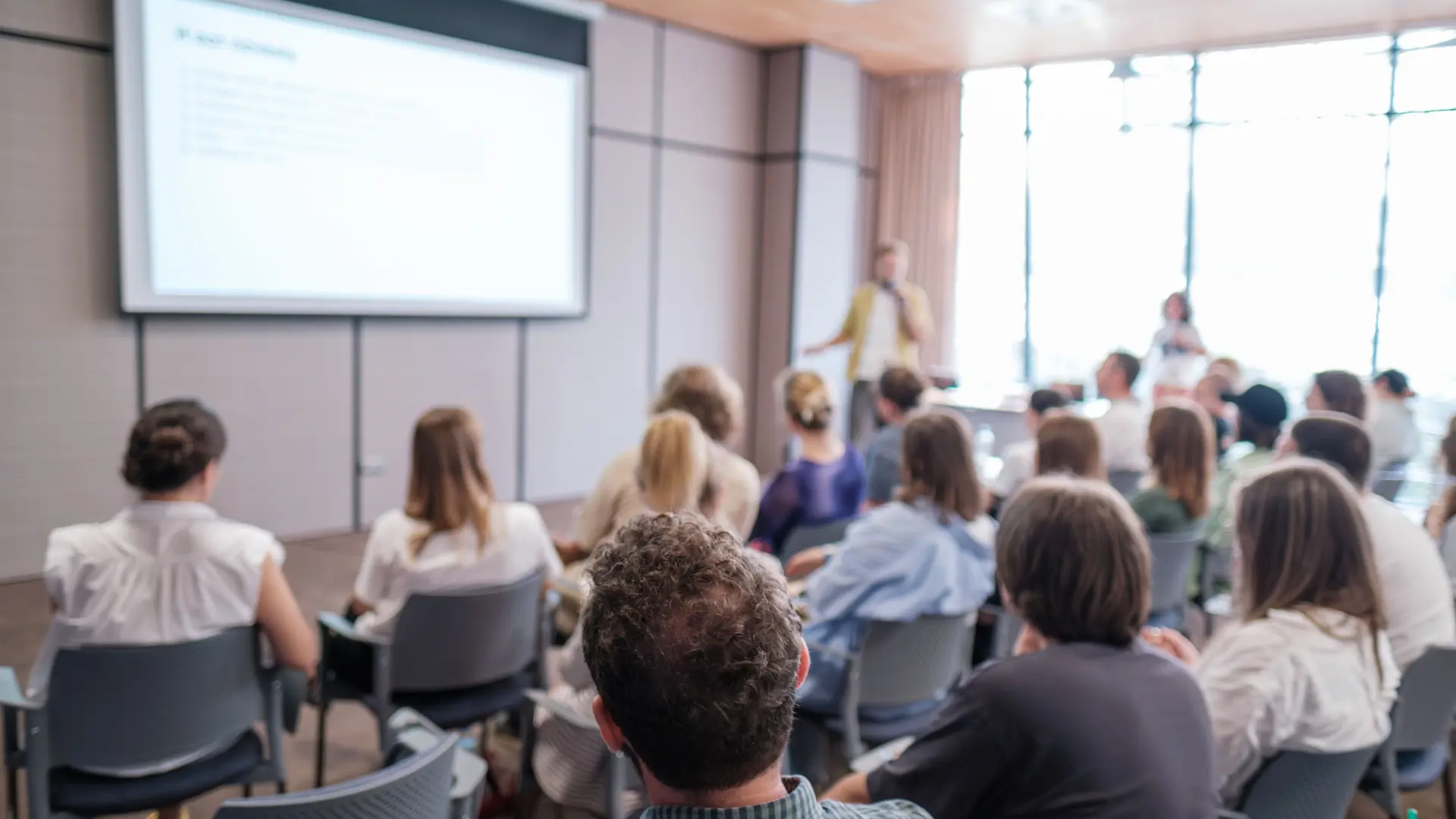 Entre os principais cases da Obra Prima estão os serviços de limpeza e conservação em mais de 100 escolas municipais de Curitiba