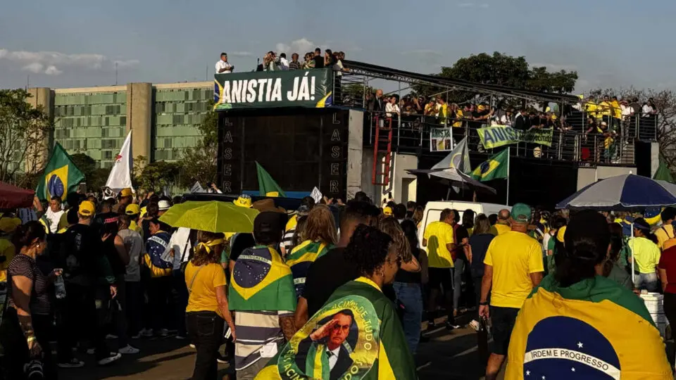 Ato contra a dosimetria das penas e em favor da anistia