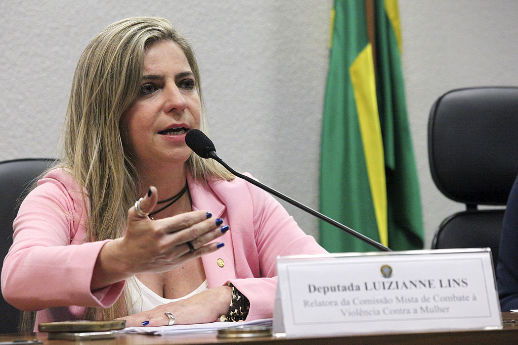 Deputada petista reclama de tratamento dado por Israel