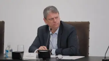 Tarcísio de Freitas Coca-Cola