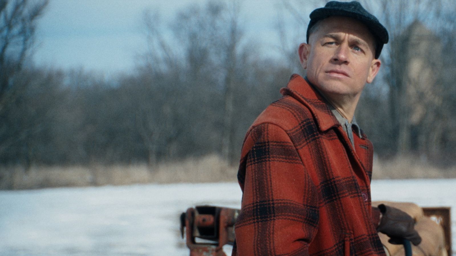 Charlie Hunnam interpreta Ed Gein na série de true crime da Netflix