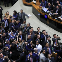 Em derrota do governo, Câmara derruba “MP da Taxação”