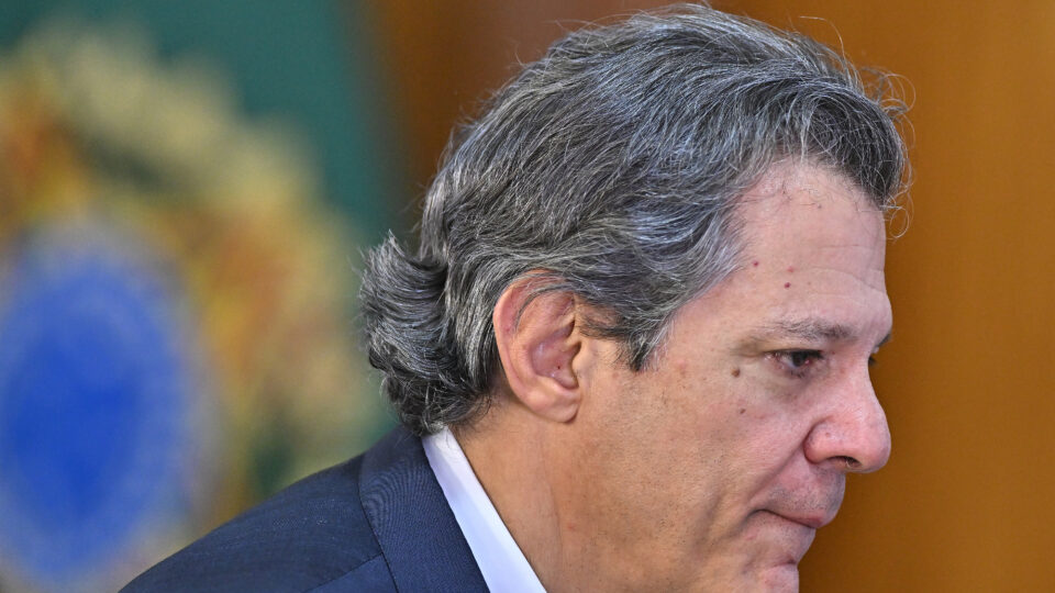 Haddad ameaça cortar emendas parlamentares após derrubada da MP da Taxação