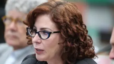 "Espero que o senhor não seja outro romano a lavar suas mãos", disse a deputada federal Carla Zambelli (PL-SP) em carta ao ministro da justiça italiano, Carlo Nordio.