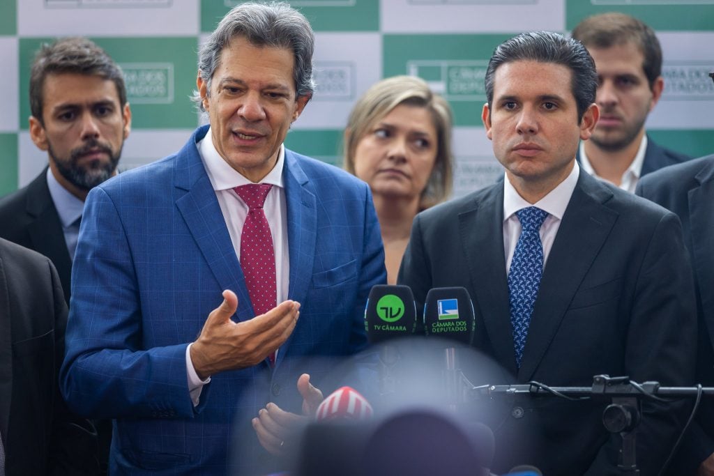 Governo briga com Congresso por verbas eleitoreiras em 2026
