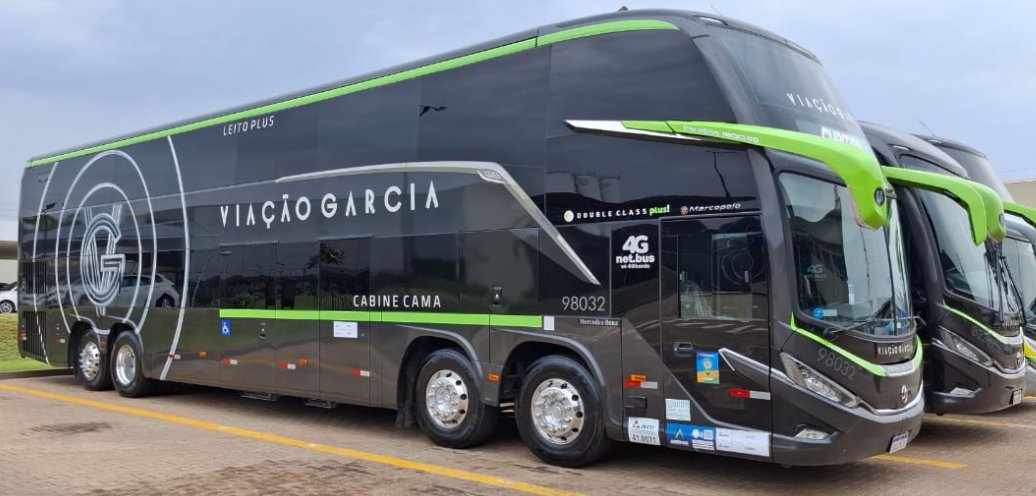 Novos ônibus usam chassis da Mercedes-Benz.