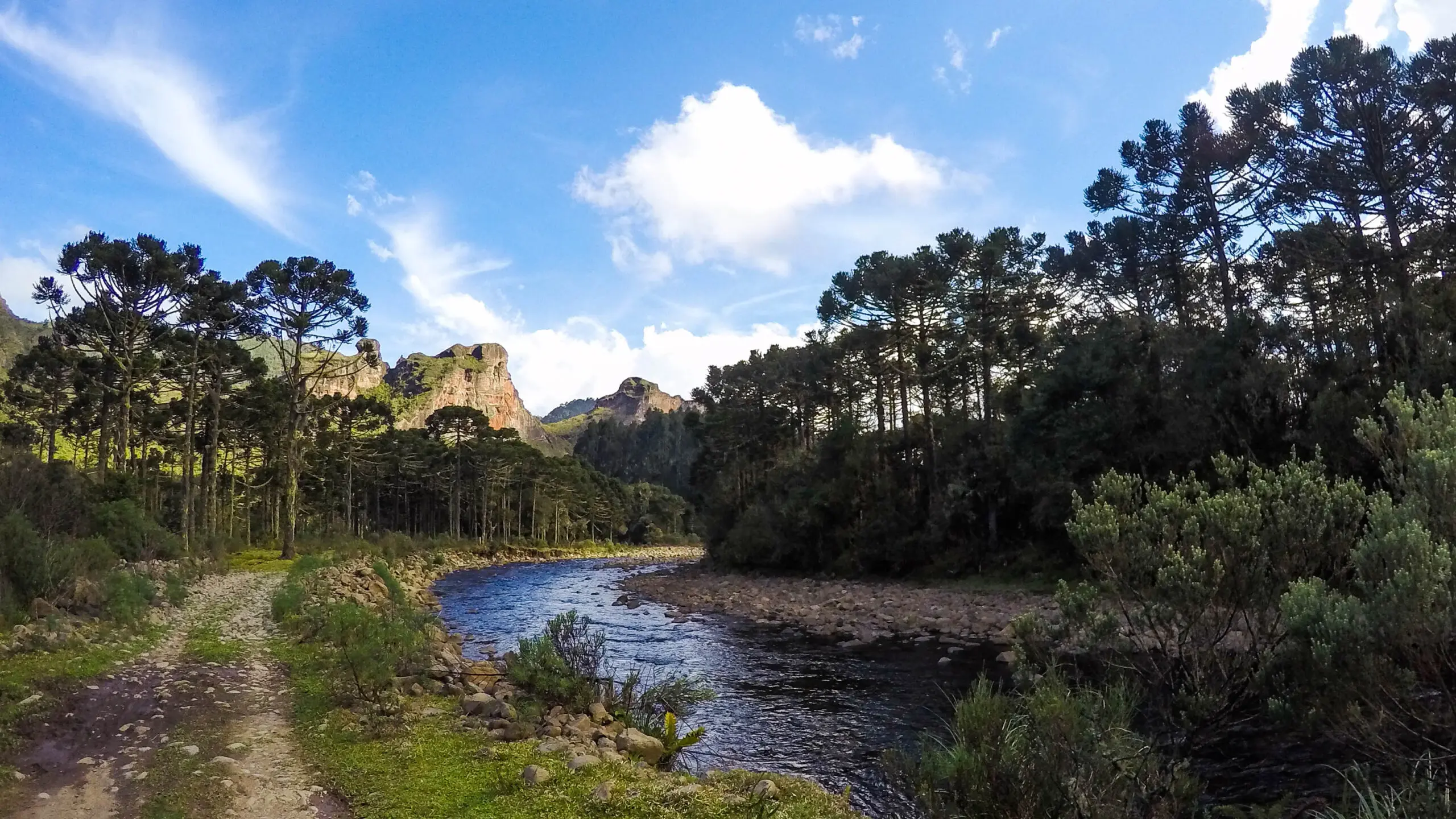 Vale do rio Canoas, aventuras e paisagens surpreendentes para serem registradas.