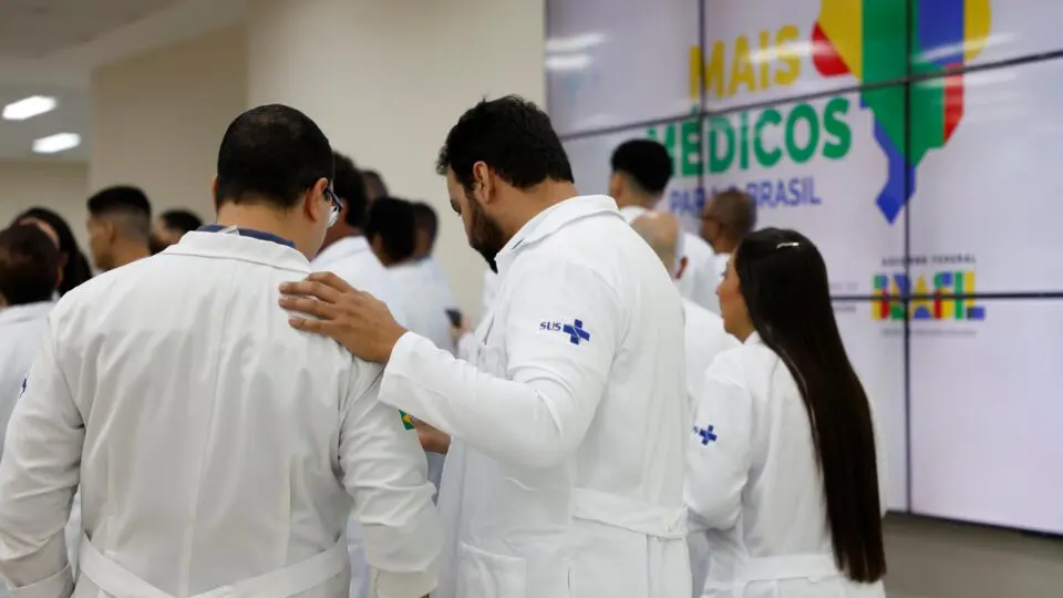 MEC suspende edital de abertura de novos cursos privados de medicina