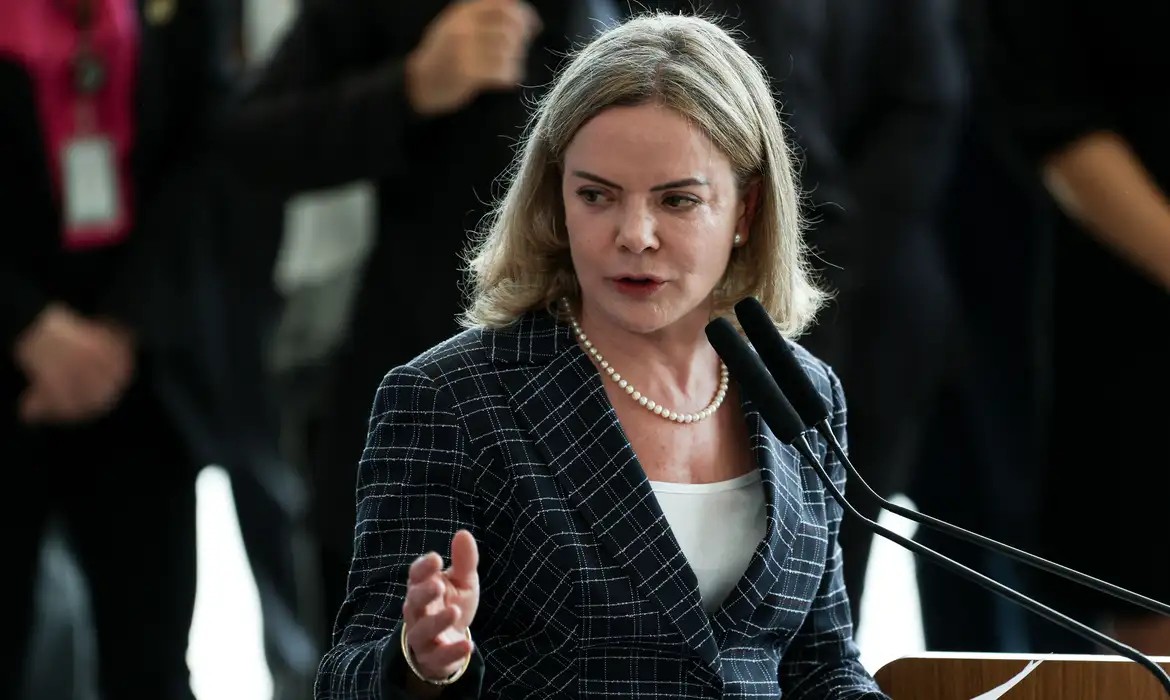 Gleisi Hoffmann admitiu que as recentes demissões no governo ocorrem em resposta a derrota da MP da Taxação