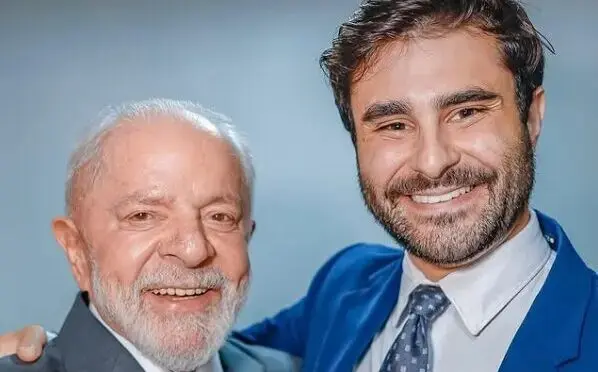 Lula e Pedro Rousseff, sobrinho da ex-presidente Dilma Rousseff (PT).