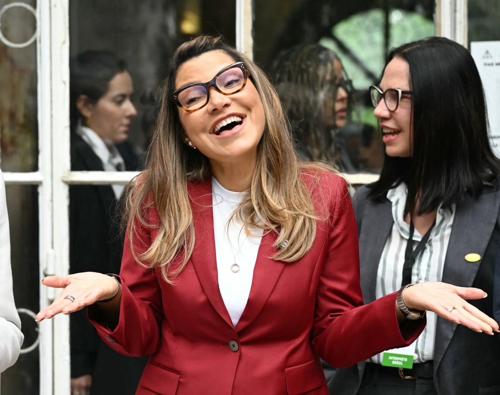 Governo escolhe Janja para representar o Brasil em Paris