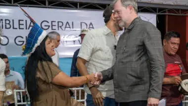 Compra de terras por Itaipu para povos indígenas no Paraná.