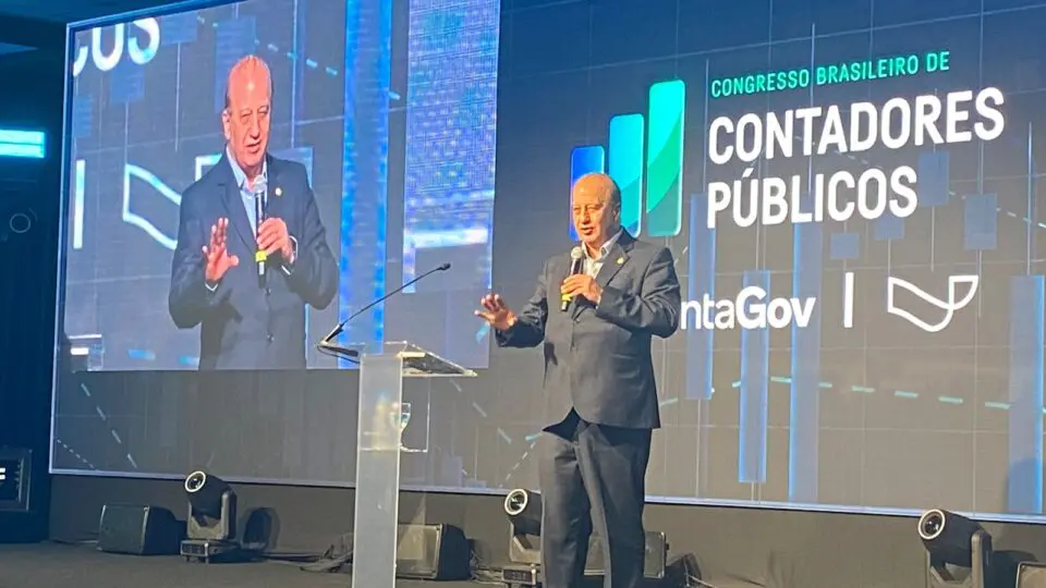 Em Foz do Iguaçu, Augusto Nardes critica novo modelo do IVA e prevê perda de autonomia e protagonismo político dos estados do Sul.