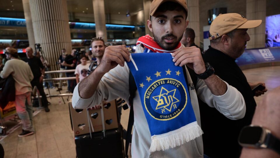 Torcedores de clube israelense são proibidos de ver jogo na Inglaterra por “razões de segurança”