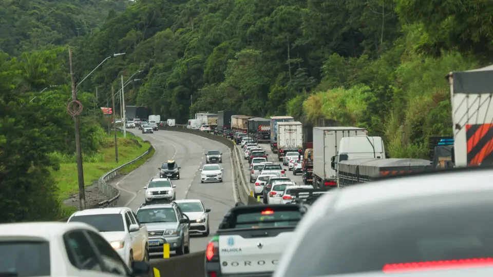 A proposta de implantação de túneis para a BR-101 no Morro dos Cavalos, em Palhoça (SC), foi tema de audiência da Comissão de Serviços de Infraestrutura do Senado Federal.