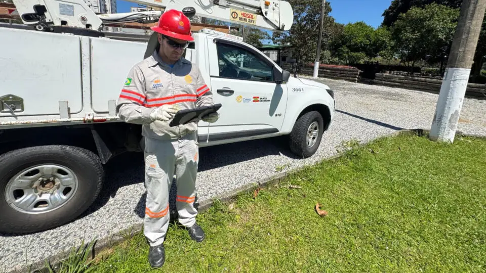 Serão equipados 436 veículos com internet via satélite Starlink.