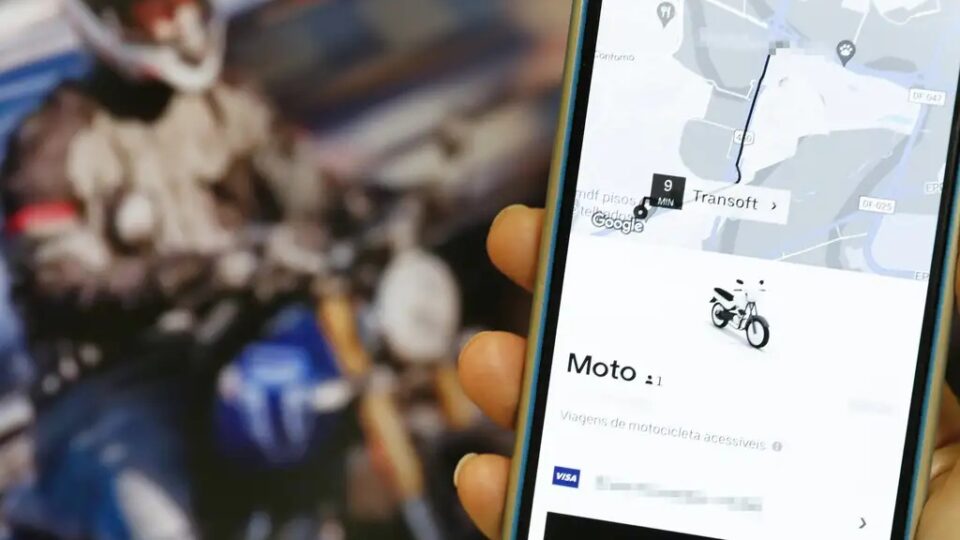 Trabalhadores por aplicativo disparam 25,4% e chegam a 1,7 milhão em 2024, aponta IBGE