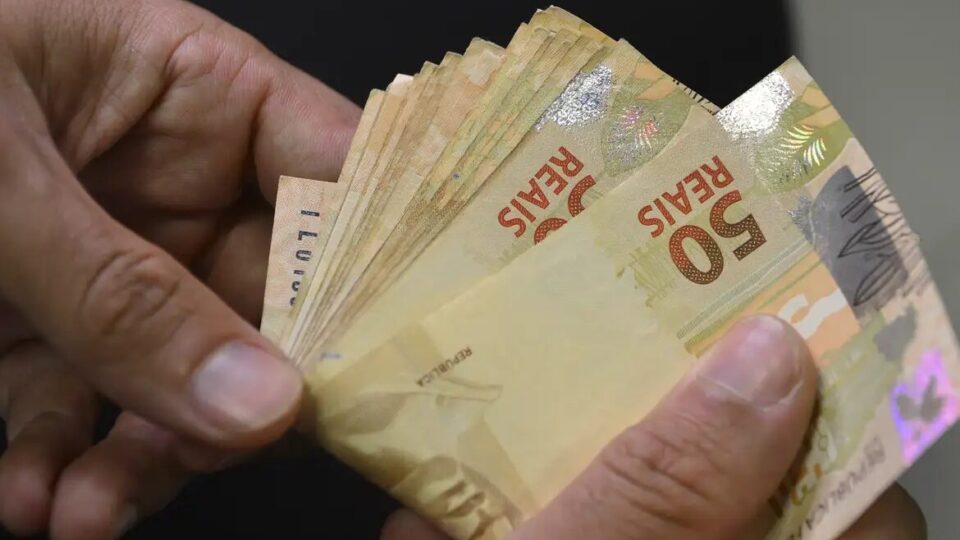 Economia em foco: Congresso debate alívio para MEIs e pequenas empresas sufocadas