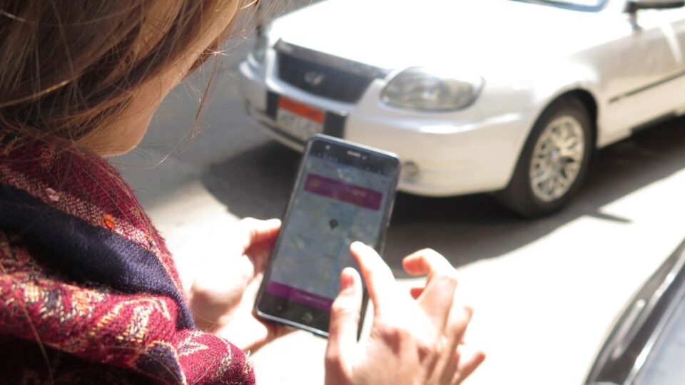 Regulamentação de apps de transporte pode ser ampliada para outros prestadores de serviços