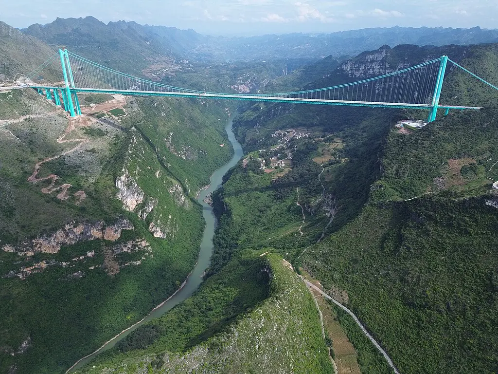 Ponte mais alta do mundo, na China.