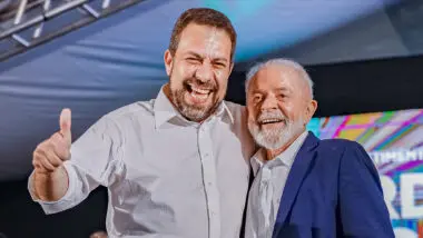 Lula nomeia Guilherme Boulos como ministro
