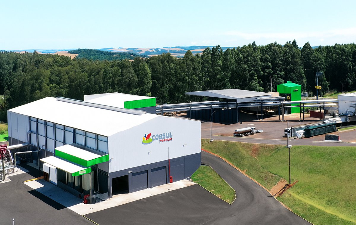 Coasul inaugura fábrica de farinhas e óleos no interior do Paraná